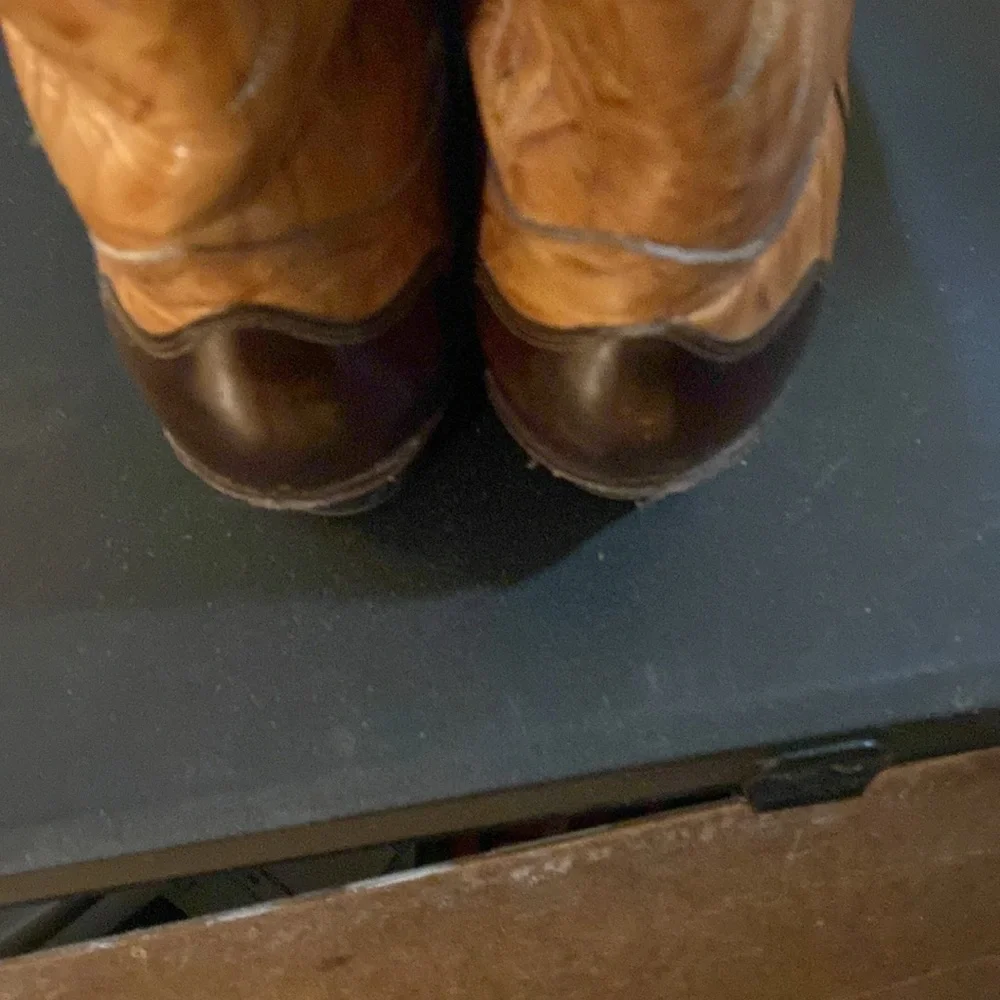 Cowboy boots for men Size 9 1/2D Very good condition